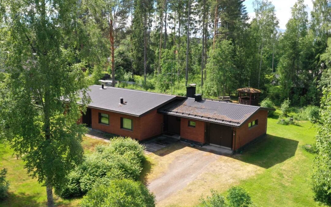 Metsästäjäntie 6 , Lapinlahti