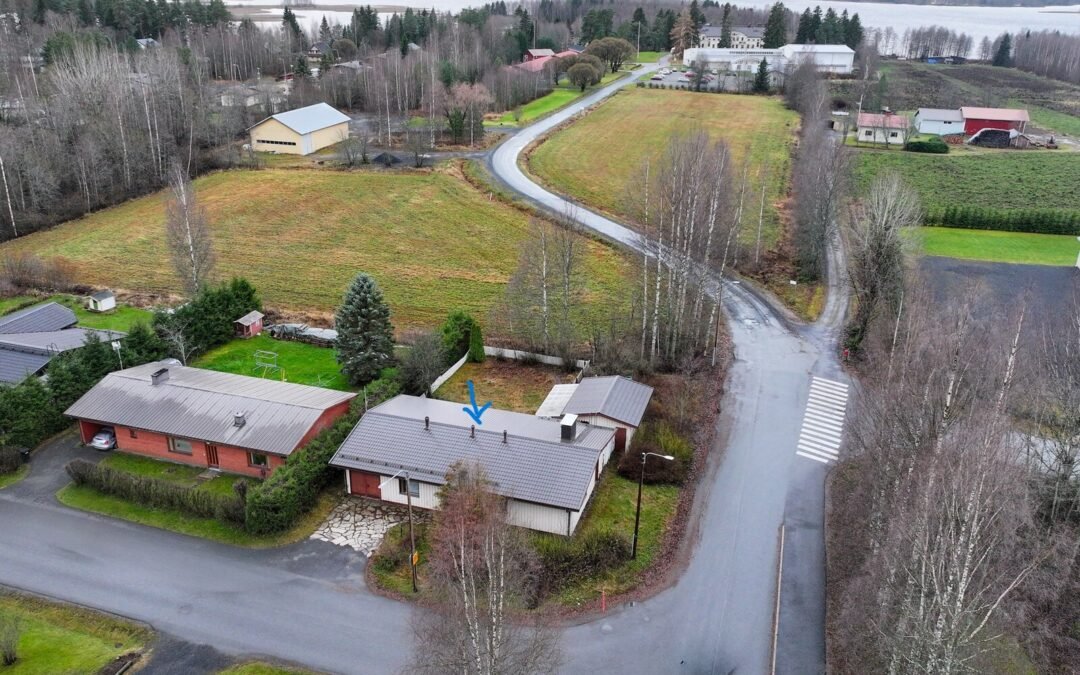 Peltoniementie 1 , Lapinlahti